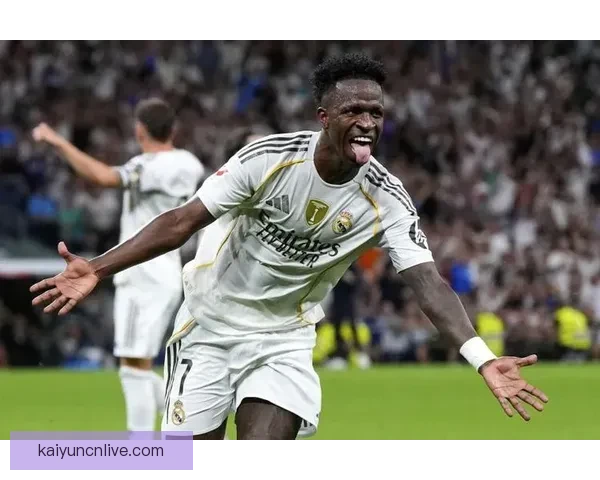 马略卡后卫赛场挑衅维尼修斯戏称其踢球如玩沙滩球